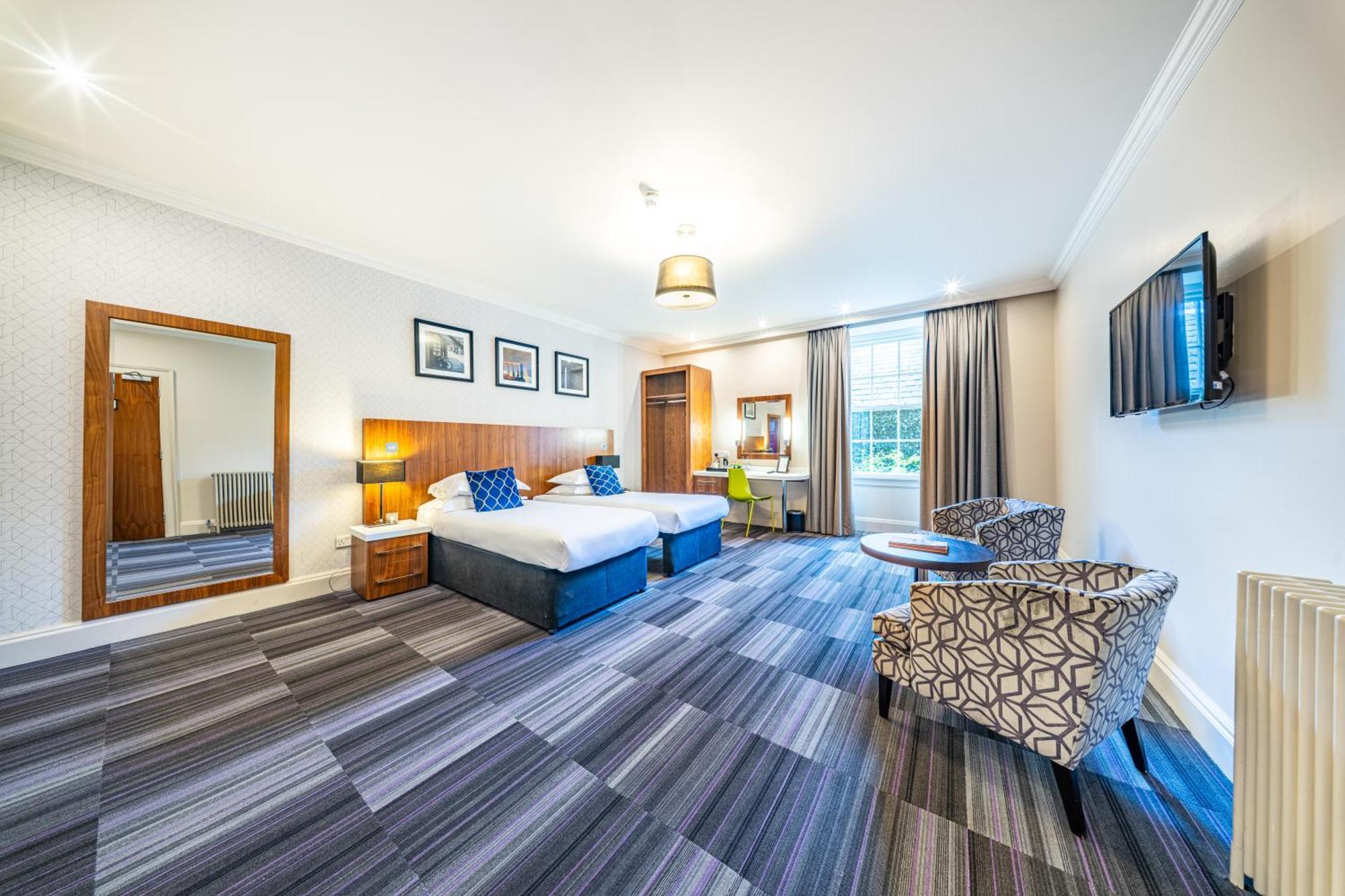 Standard Twin Room