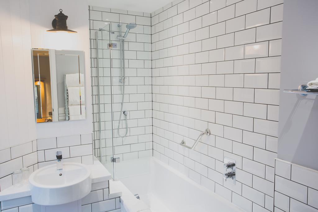 Classic Double or Twin Room Inland View