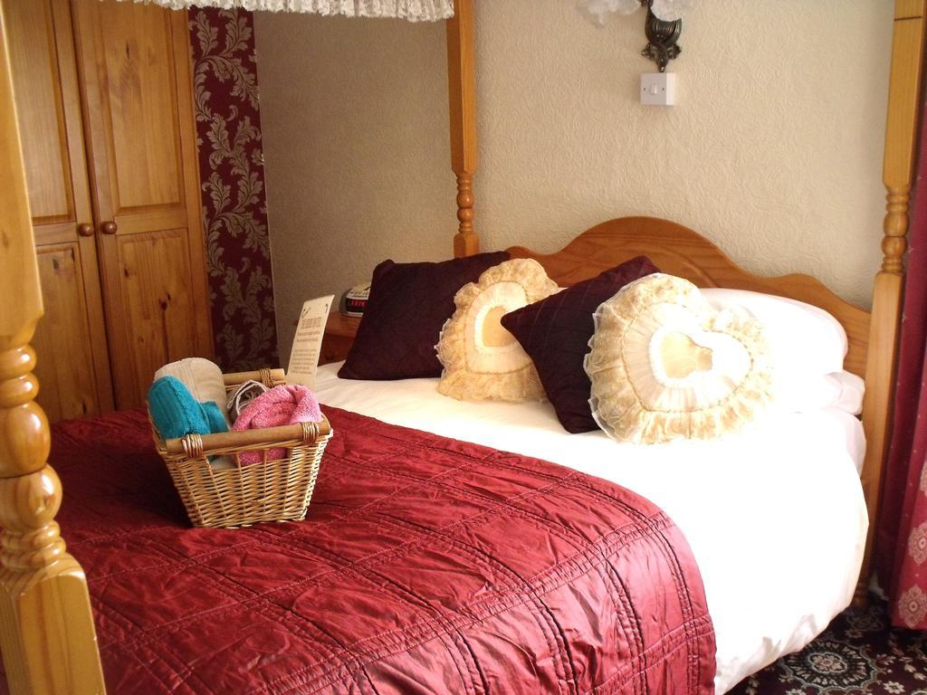 Deluxe Double Room Shower,202065451:JPEG