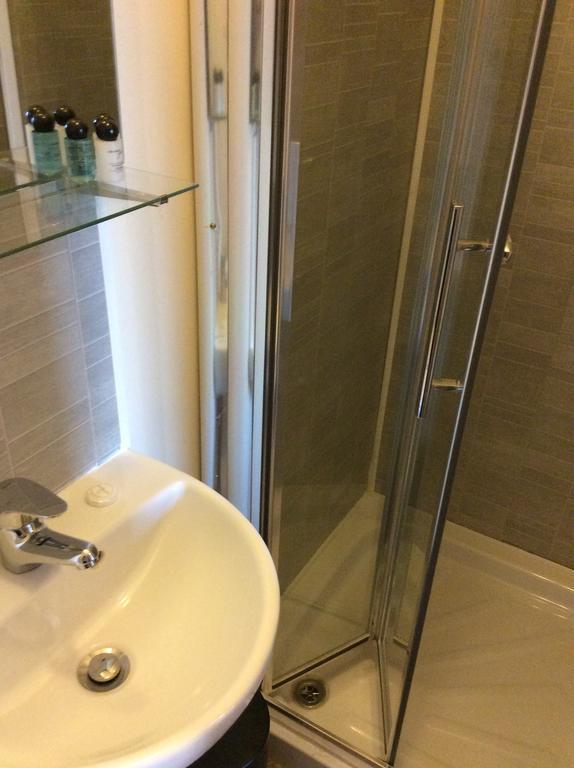 Habitación Individual con baño privado externo