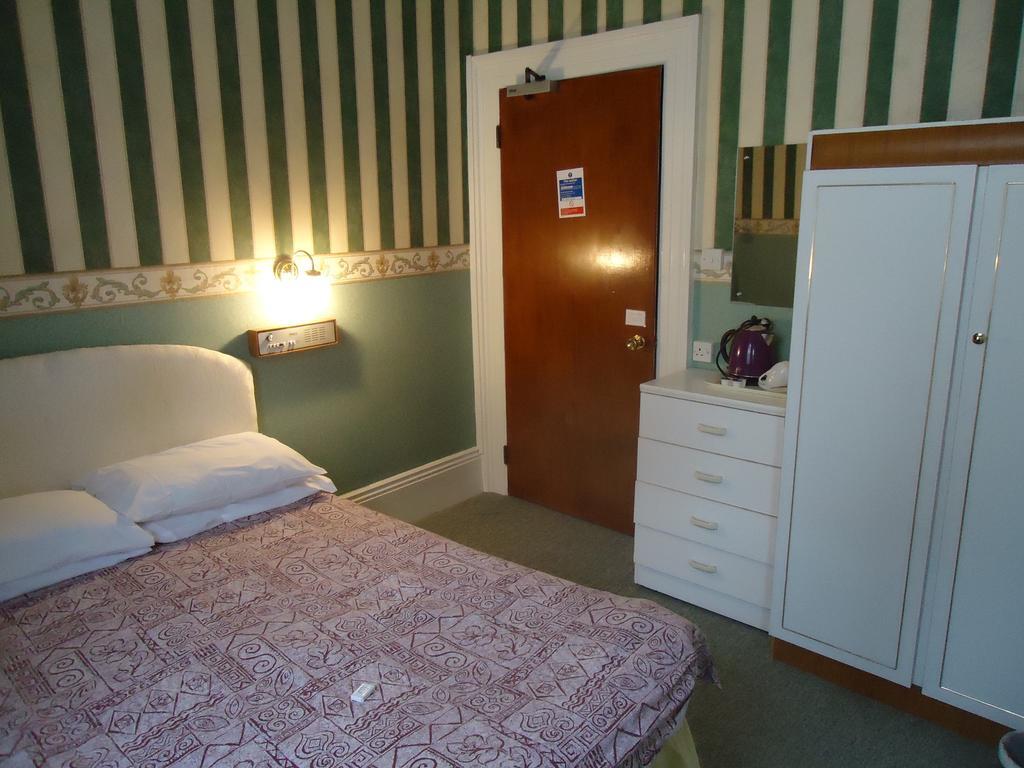 Chambre Double avec Salle de Bains Privative