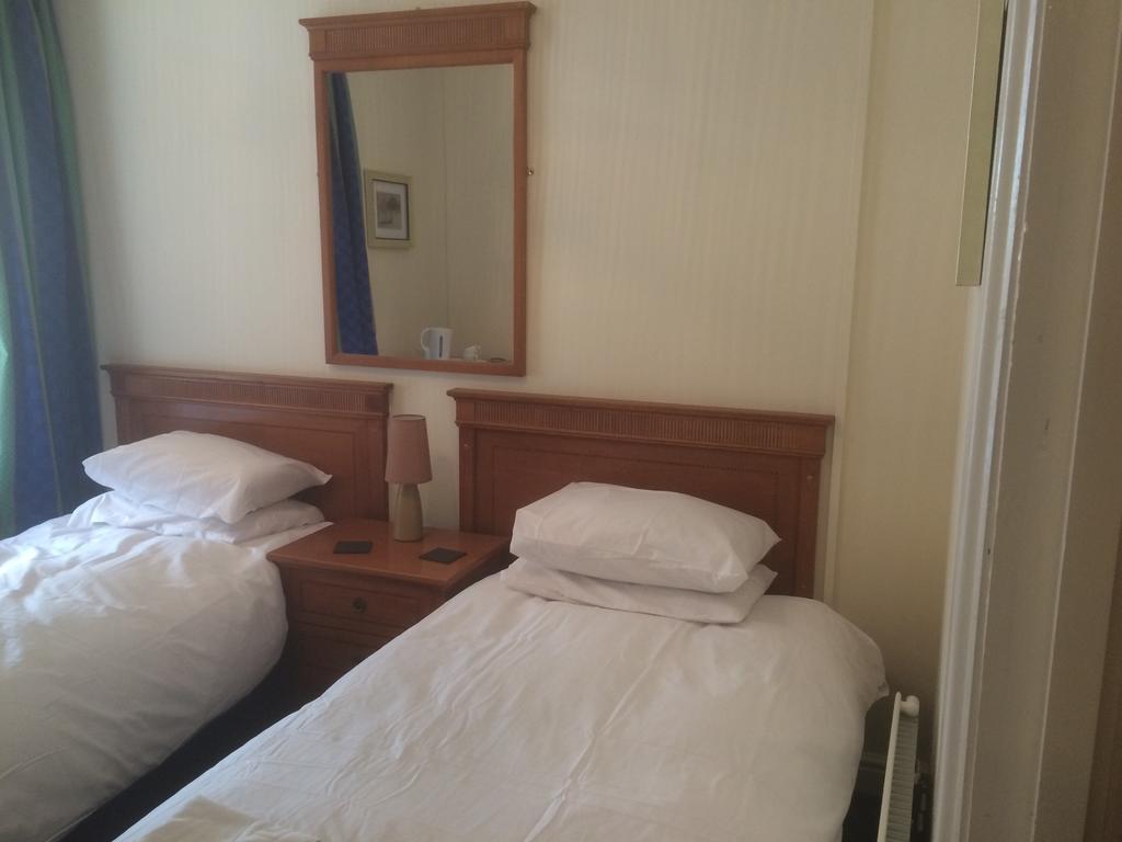 Budget Twin Room