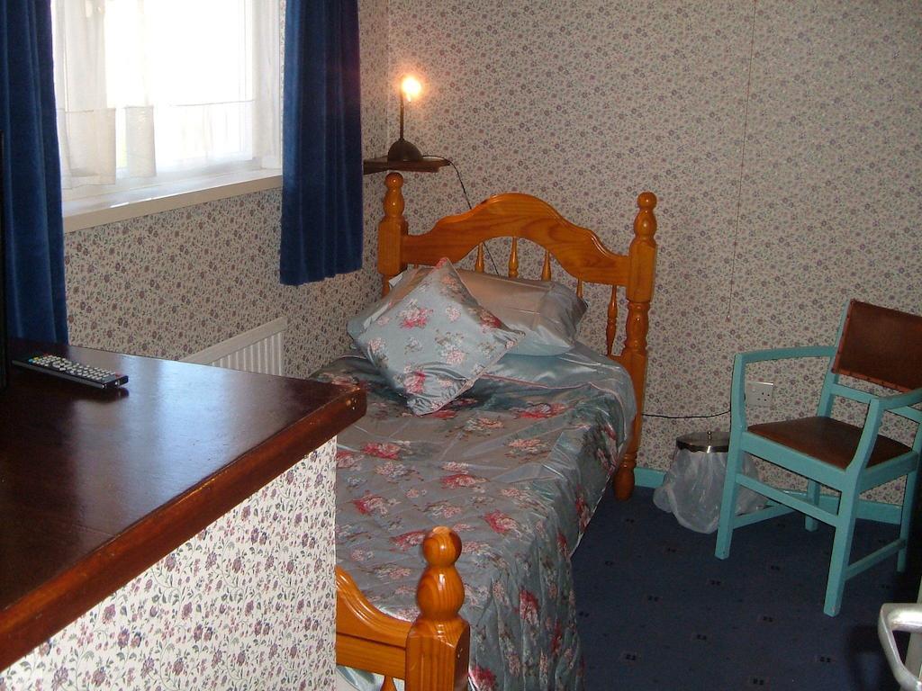 Budget Single Room,438841485:JPEG