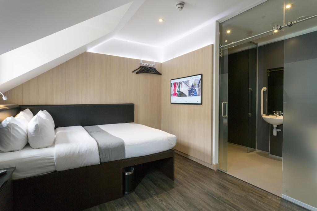 Queen Room Disability Access
