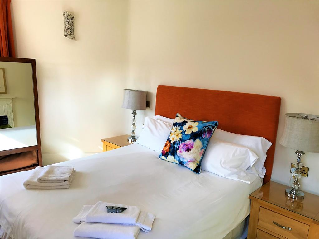 Standard Double Room,382813516:JPEG