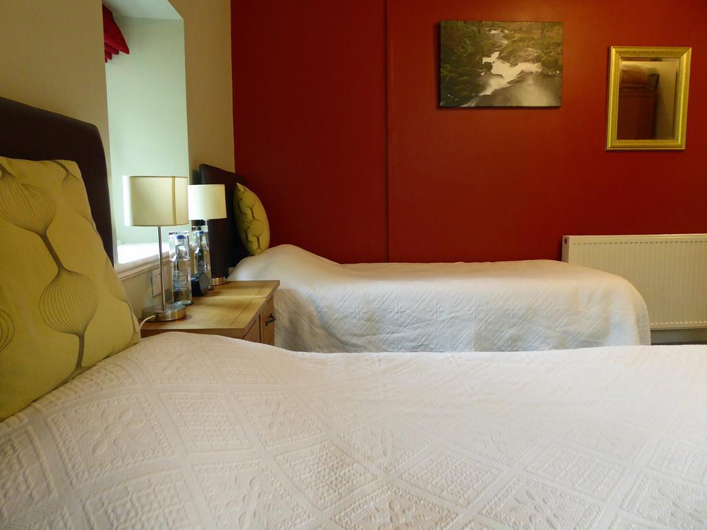 Twin Room Woodland View