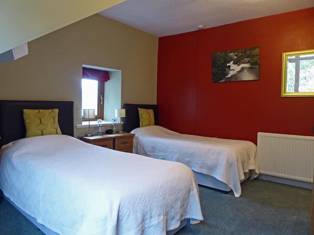 Twin Room Woodland View