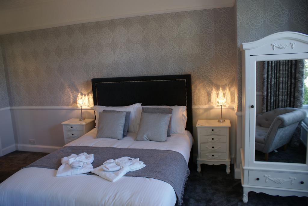 Luxury King Room