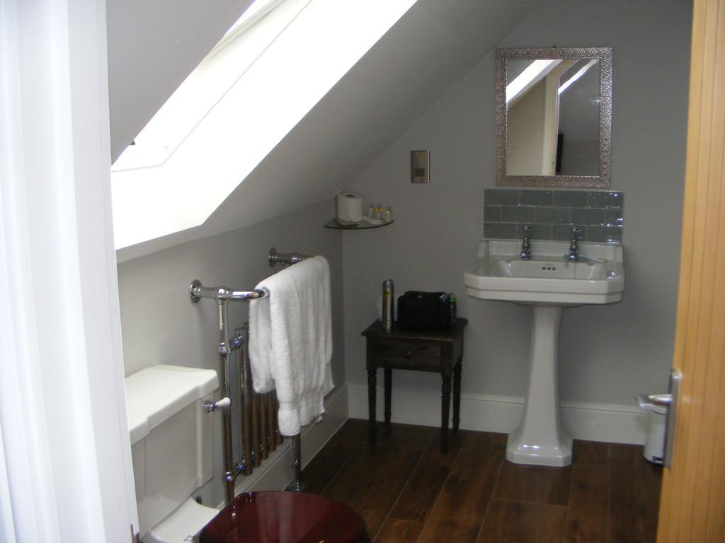 Standard King Room