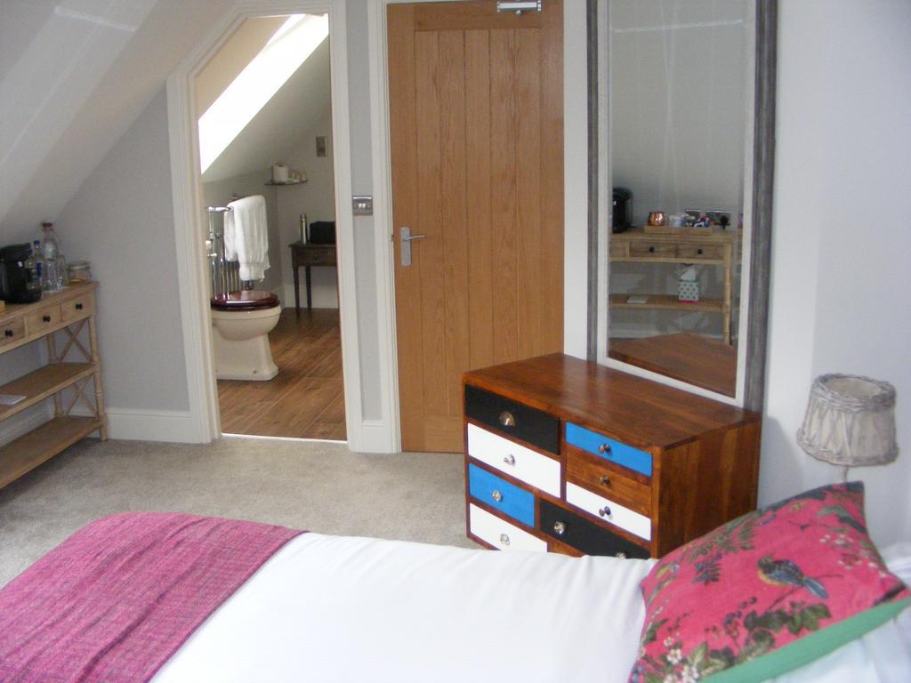 Standard King Room