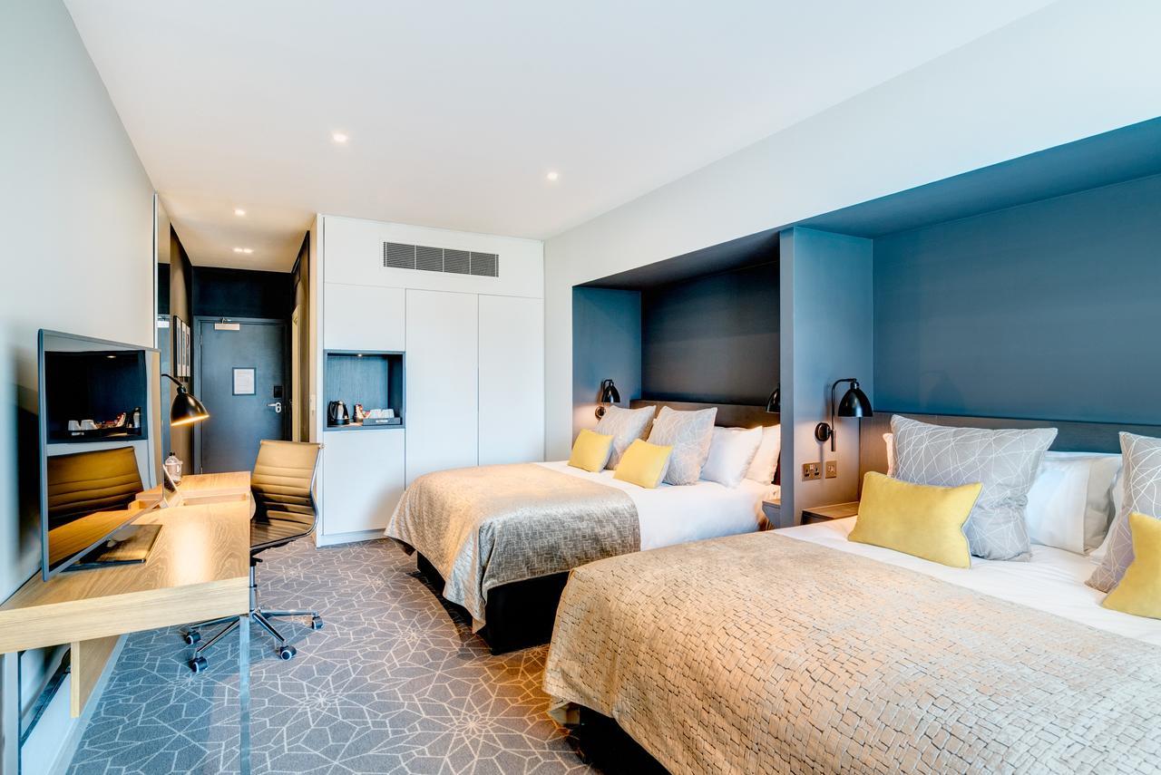 Family Room,537025881:JPEG