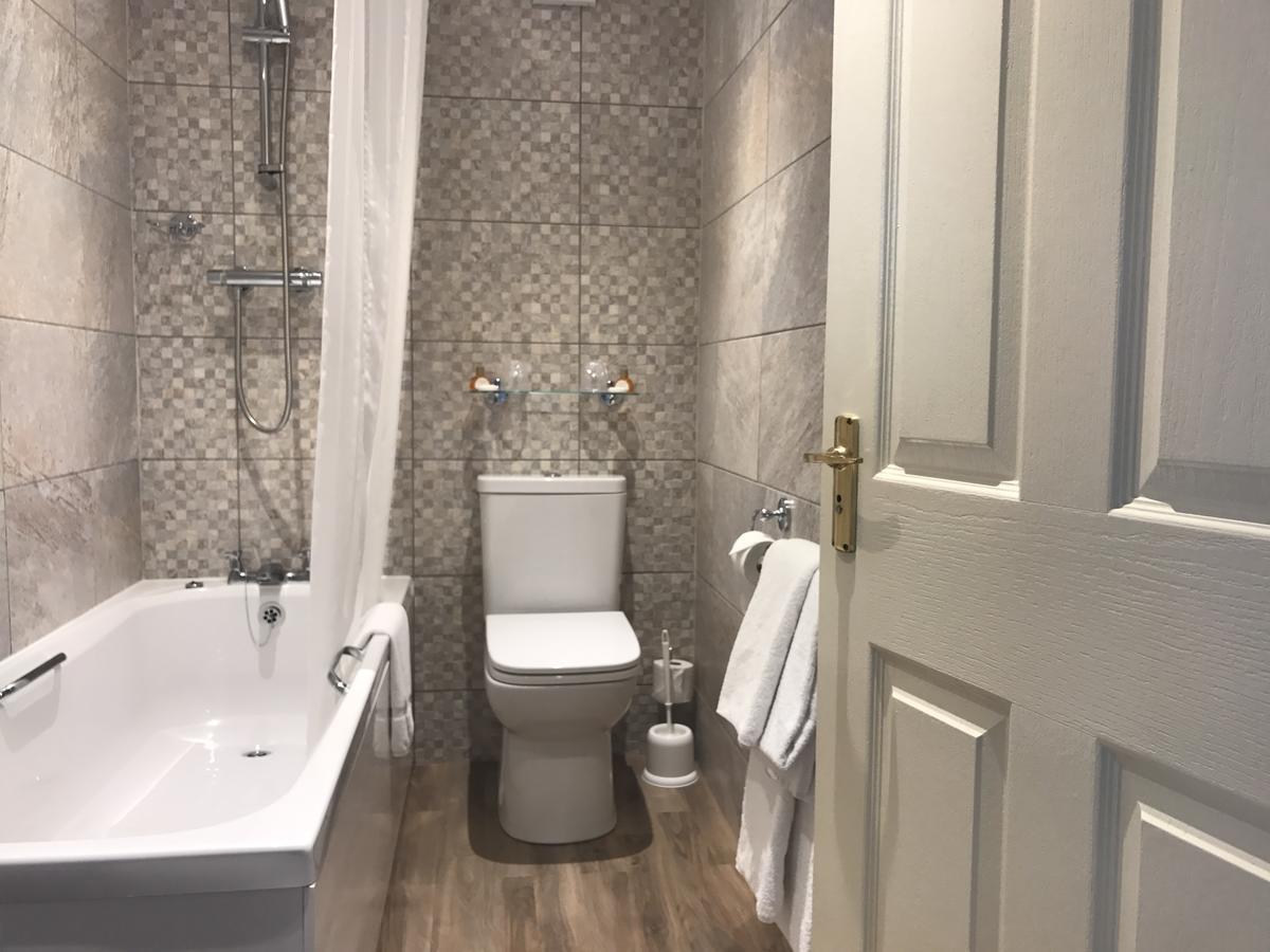 Twin Guest Room