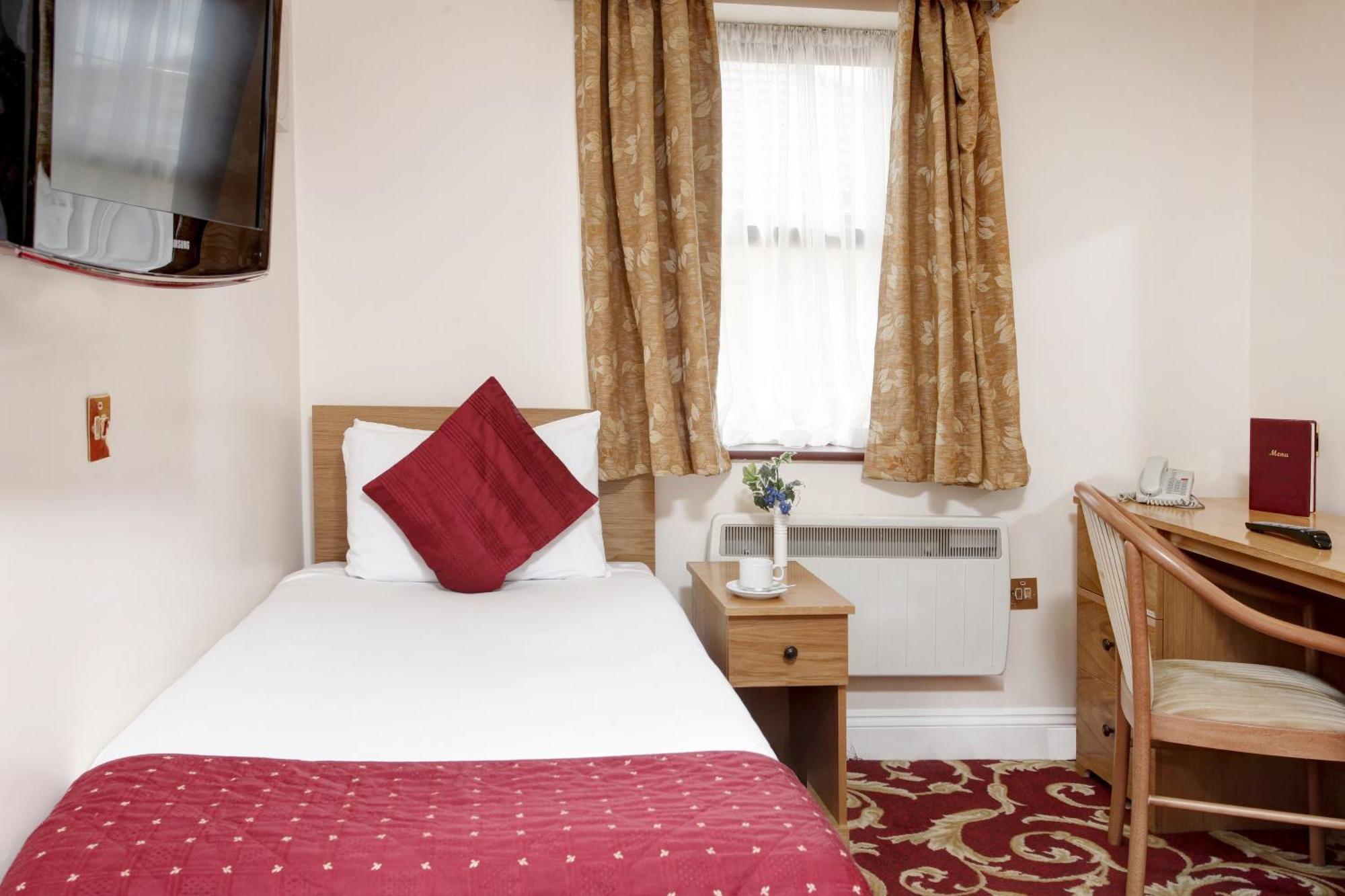 Standard Single Room,605758389:JPEG