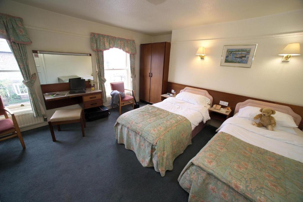 Twin Room