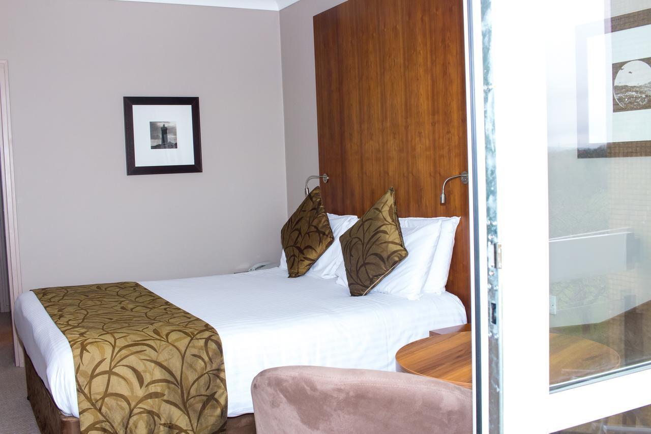 King Room with Balcony,665835102:JPEG