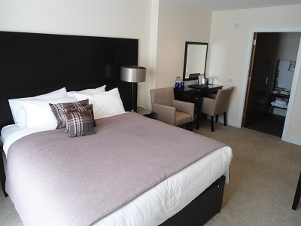 Executive King Room