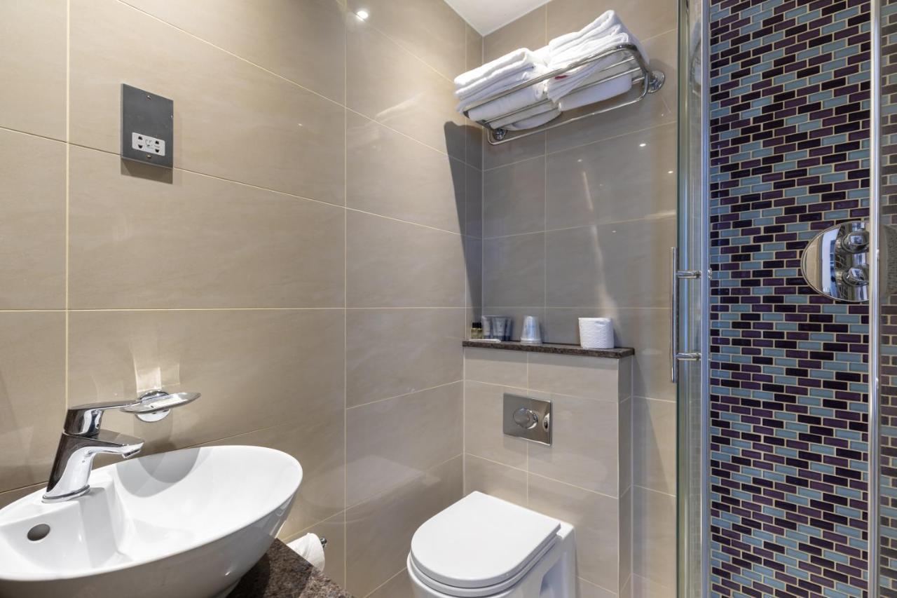 Petite Double Room (NO LIFT ACCESS - 2nd Floor)