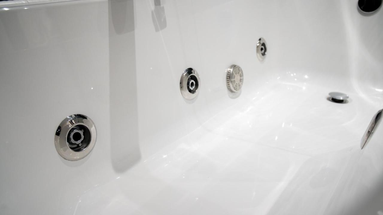 Deluxe Double Room with Bath