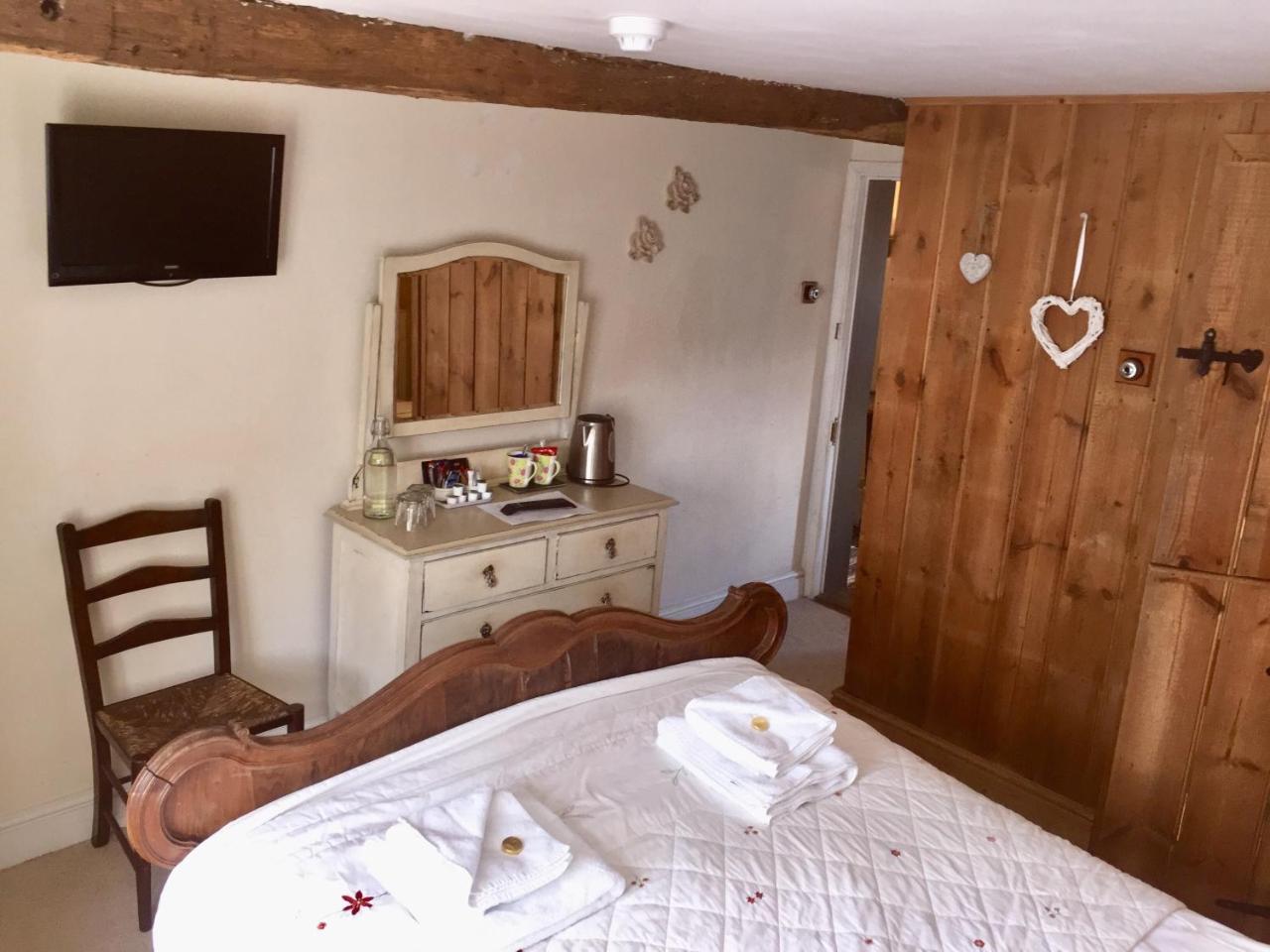Double Room Non Pet Friendly
