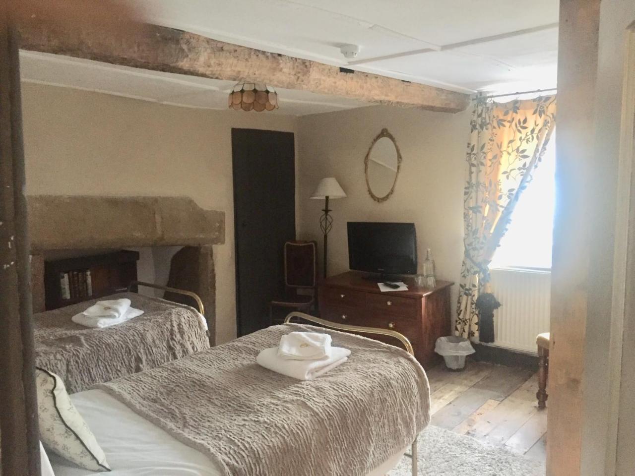 Twin Room Non Pet Friendly