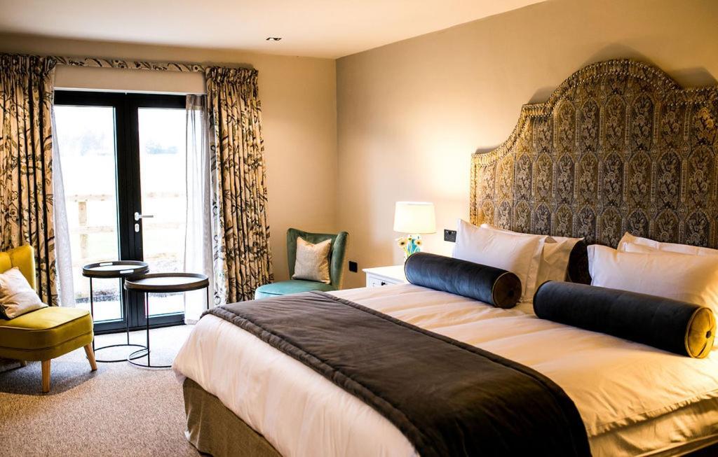 Deluxe Double or Twin Room Garden View
