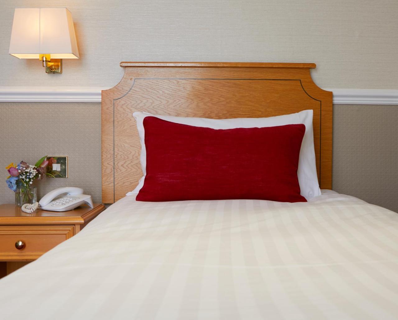 Classic Single Room,775082617:JPEG