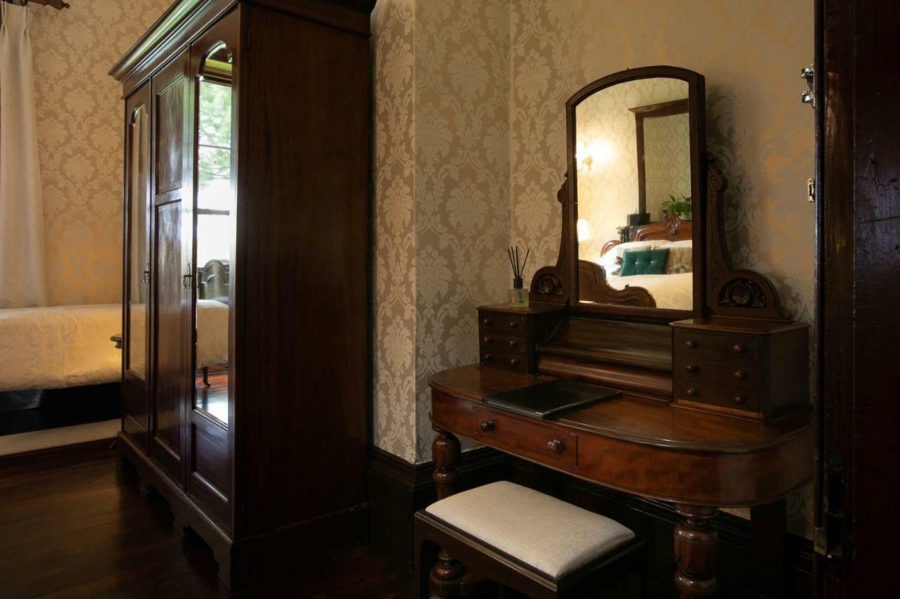 Large Double or Twin Room Ground Floor