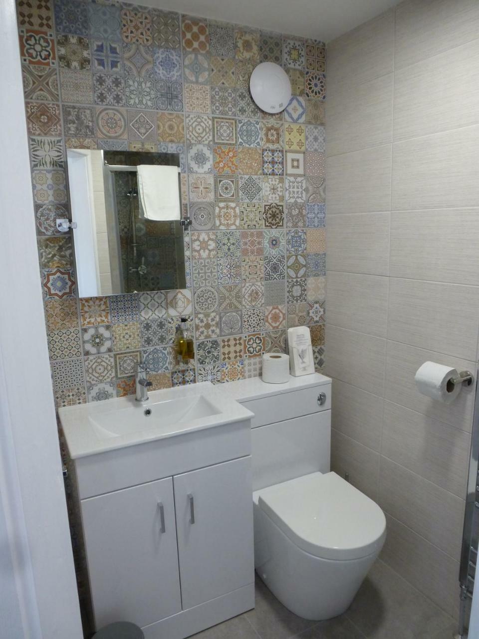 Double Room Private Bathroom