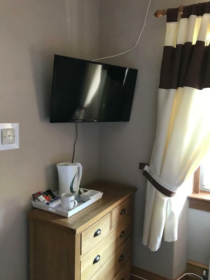 Camera Singola con Bagno Privato