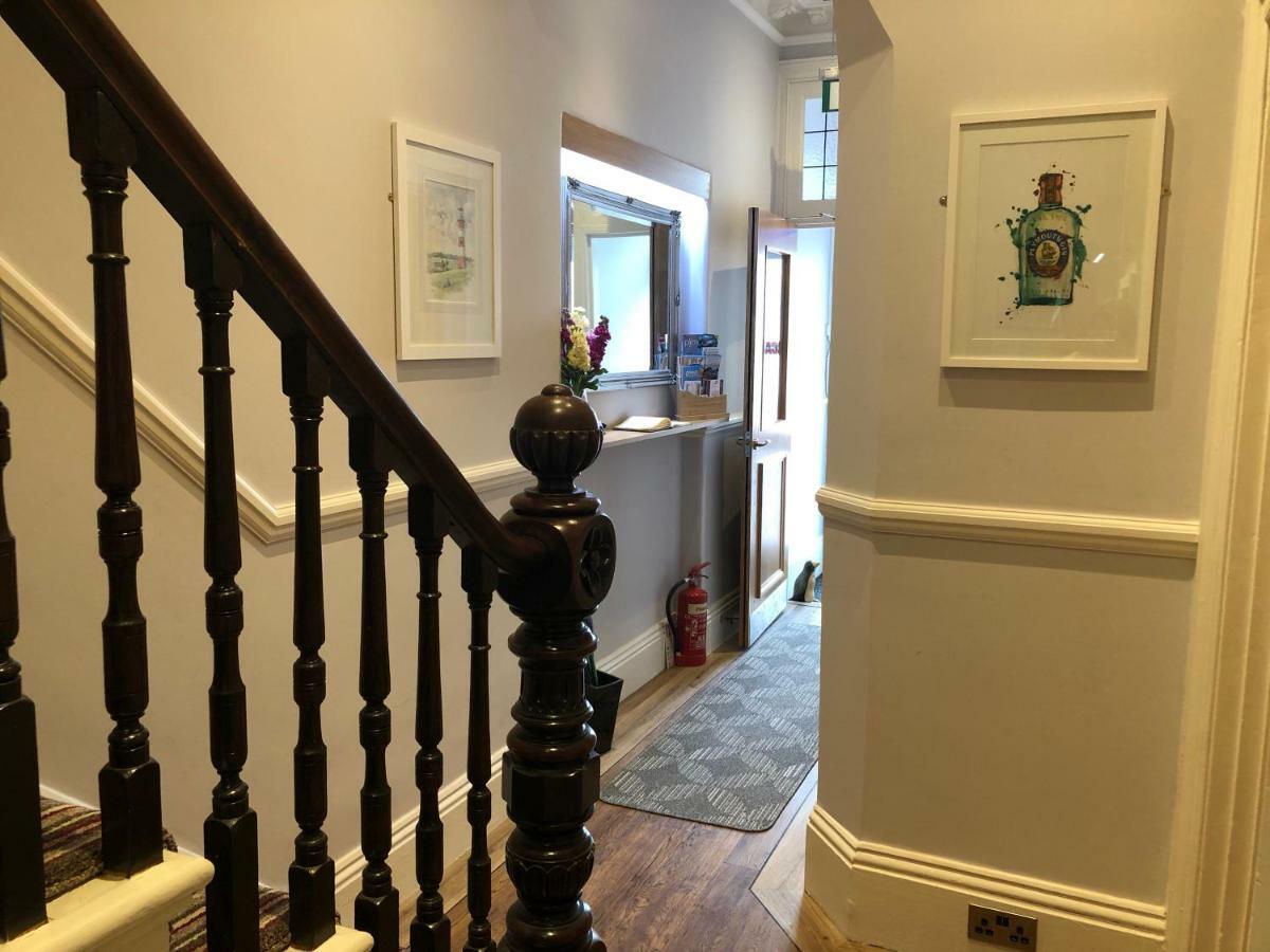 Twin Room,831864152:JPEG