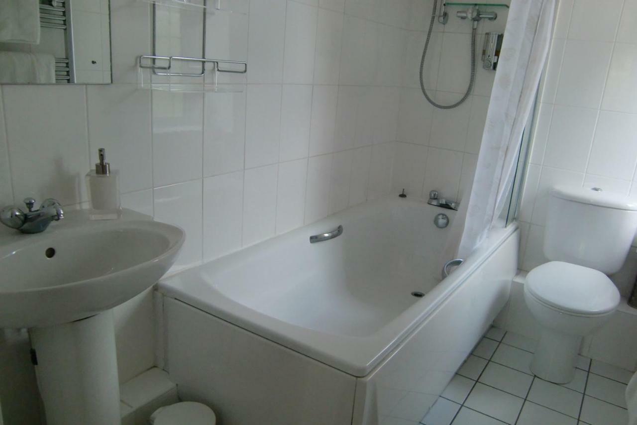 Single Room with Private Bathroom