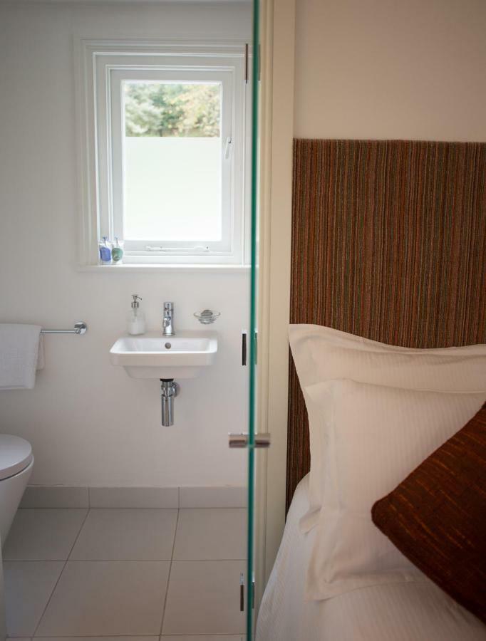 Single Room Shower
