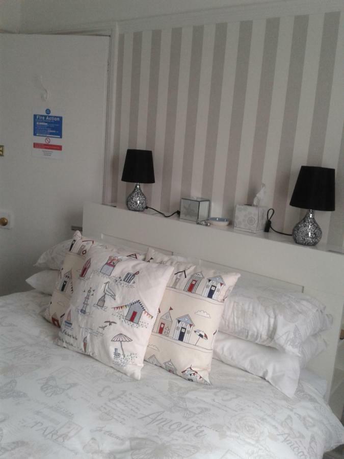 Standard Double Room,1073565082:JPEG