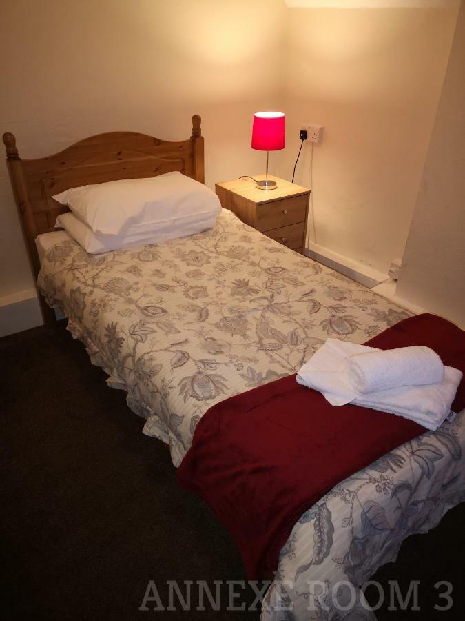 Single Annexe Room