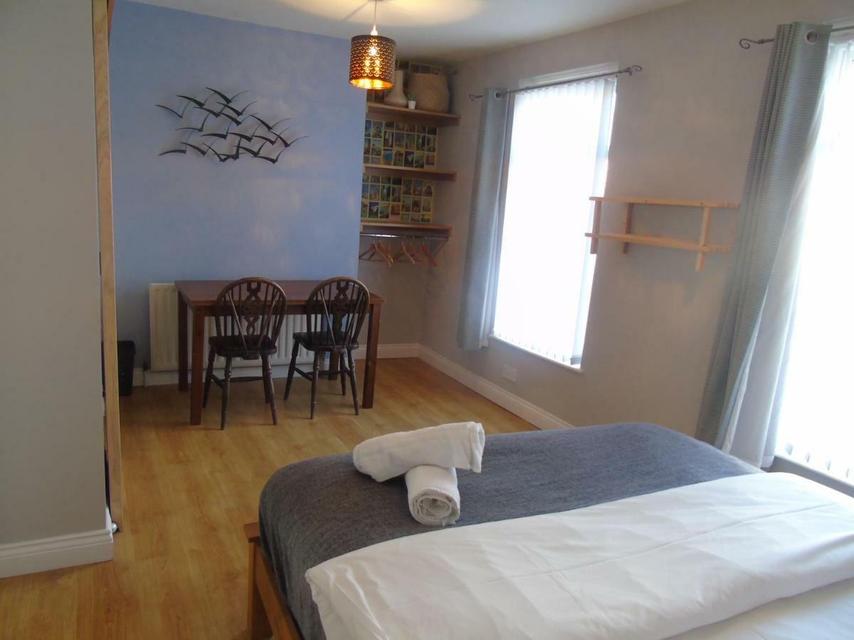 Double Room Private Bathroom