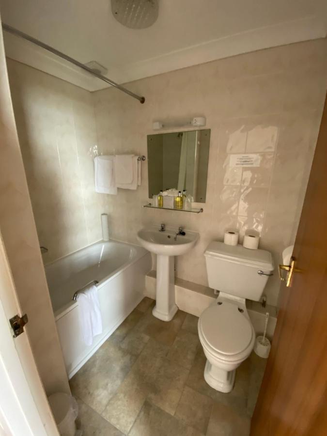 Double or Twin Room with Sea View