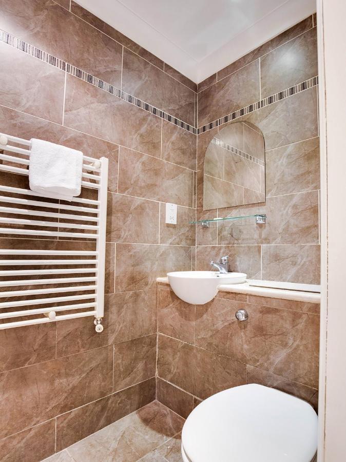 Twin Room,965030407:JPEG