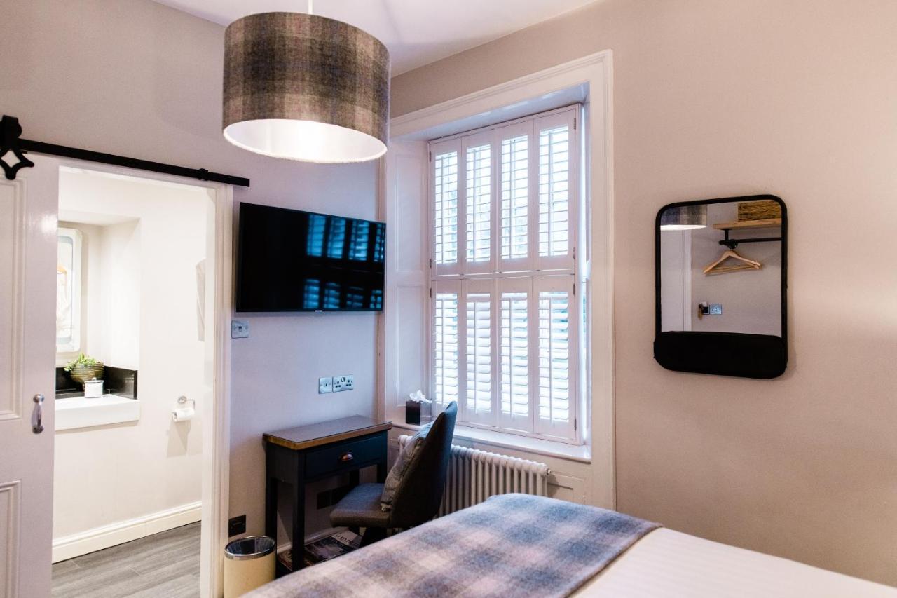 Nests & Nooks Double