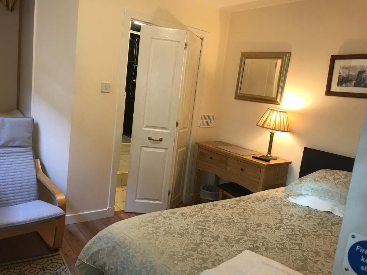 Single Room En-Suite