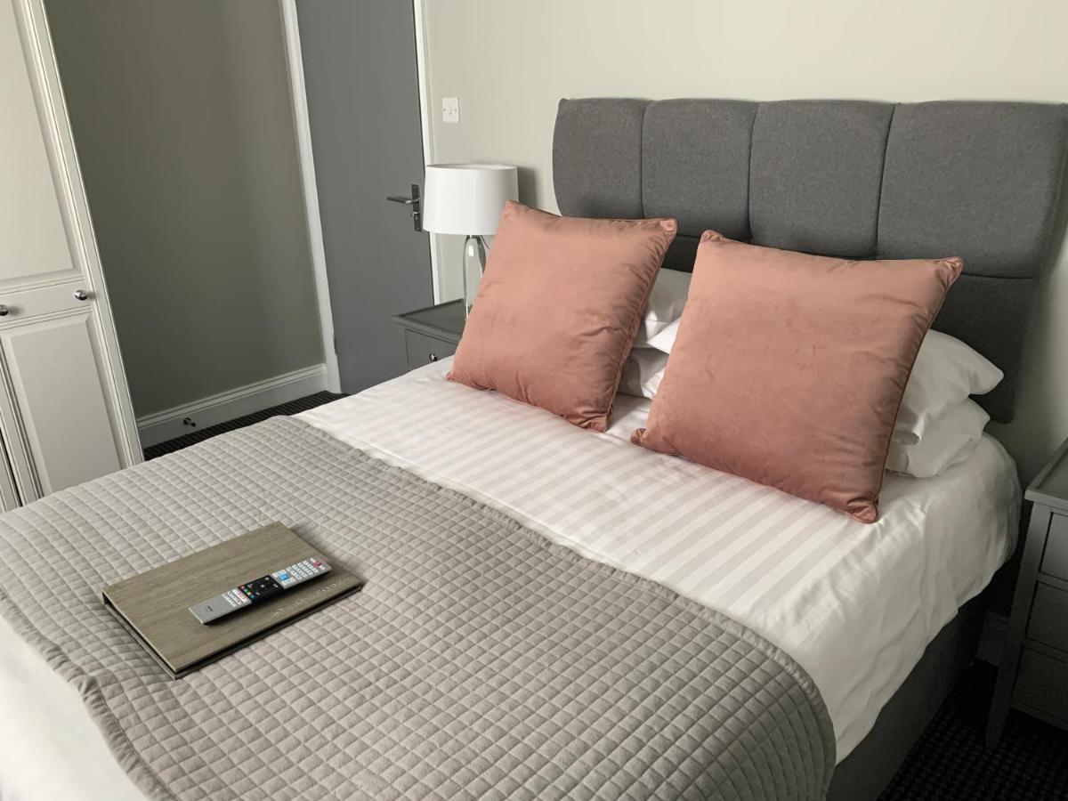 Double Room Private Separate Bathroom