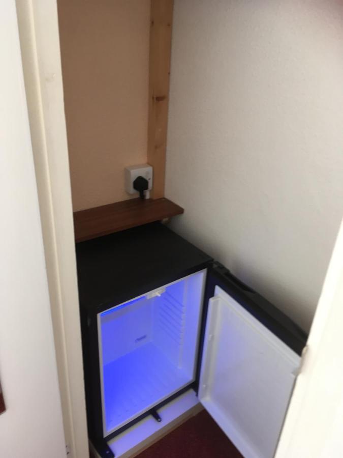 Double Room Bathroom