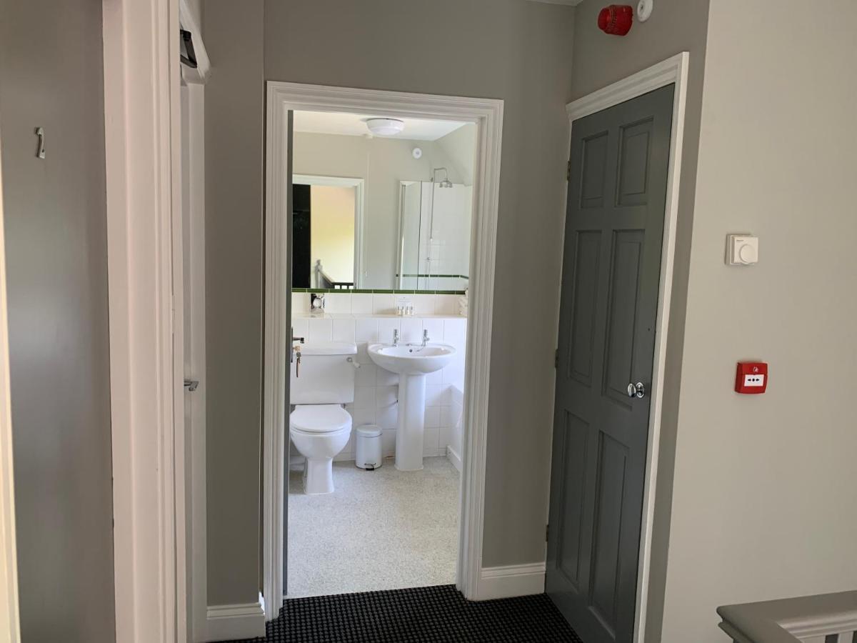 Double Room Private Separate Bathroom