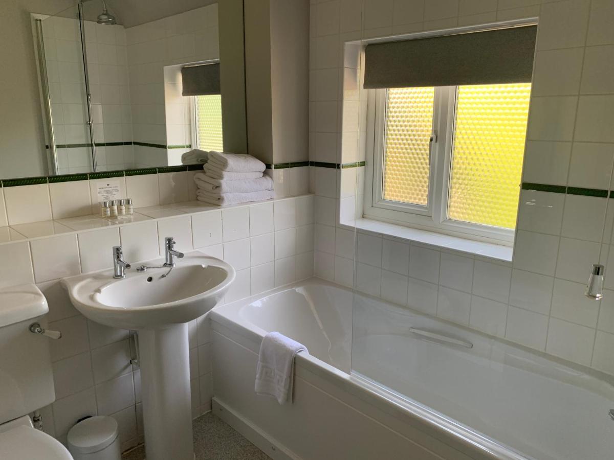 Double Room Private Separate Bathroom