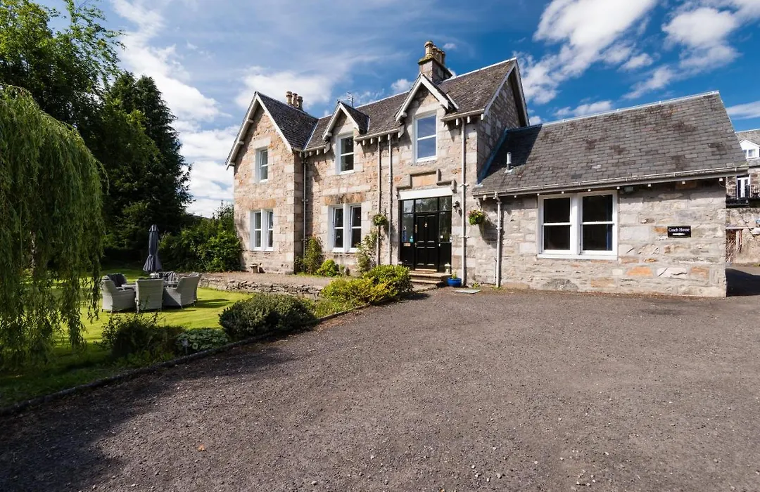 Croft-Na-Coille B&B And Coach House-1