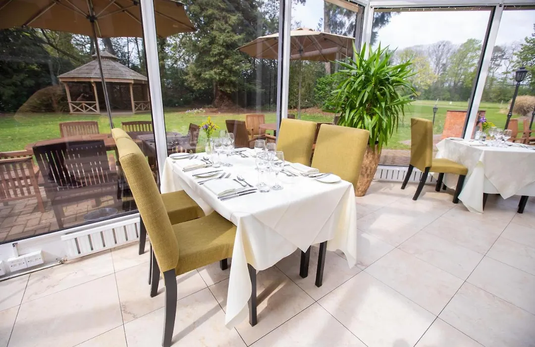 Woodside Hotel, Kenilworth - Warwick-1