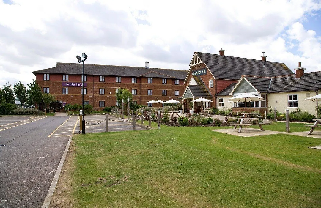 Premier Inn Huntingdon - A1/A14-1