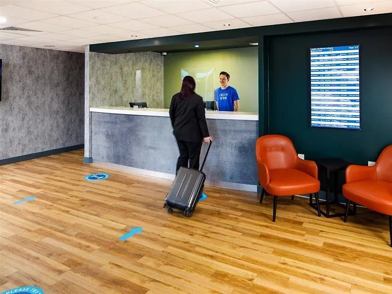 Ibis Budget London Heathrow Terminal 5-1