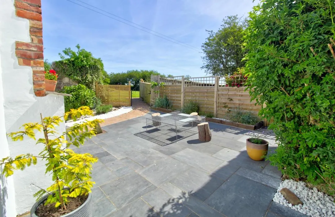 Moorview House-1