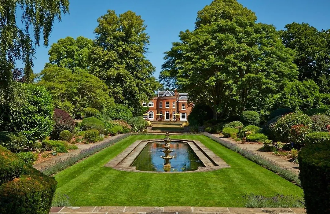 Royal Berkshire-1