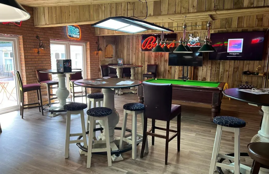 Hatters Hotel-1